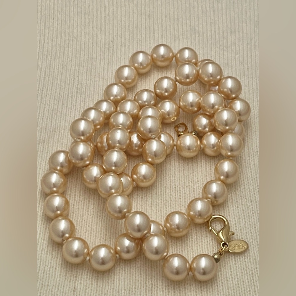 Vintage Joan Rivers Faux Champagne Pearls with gold tone clasp